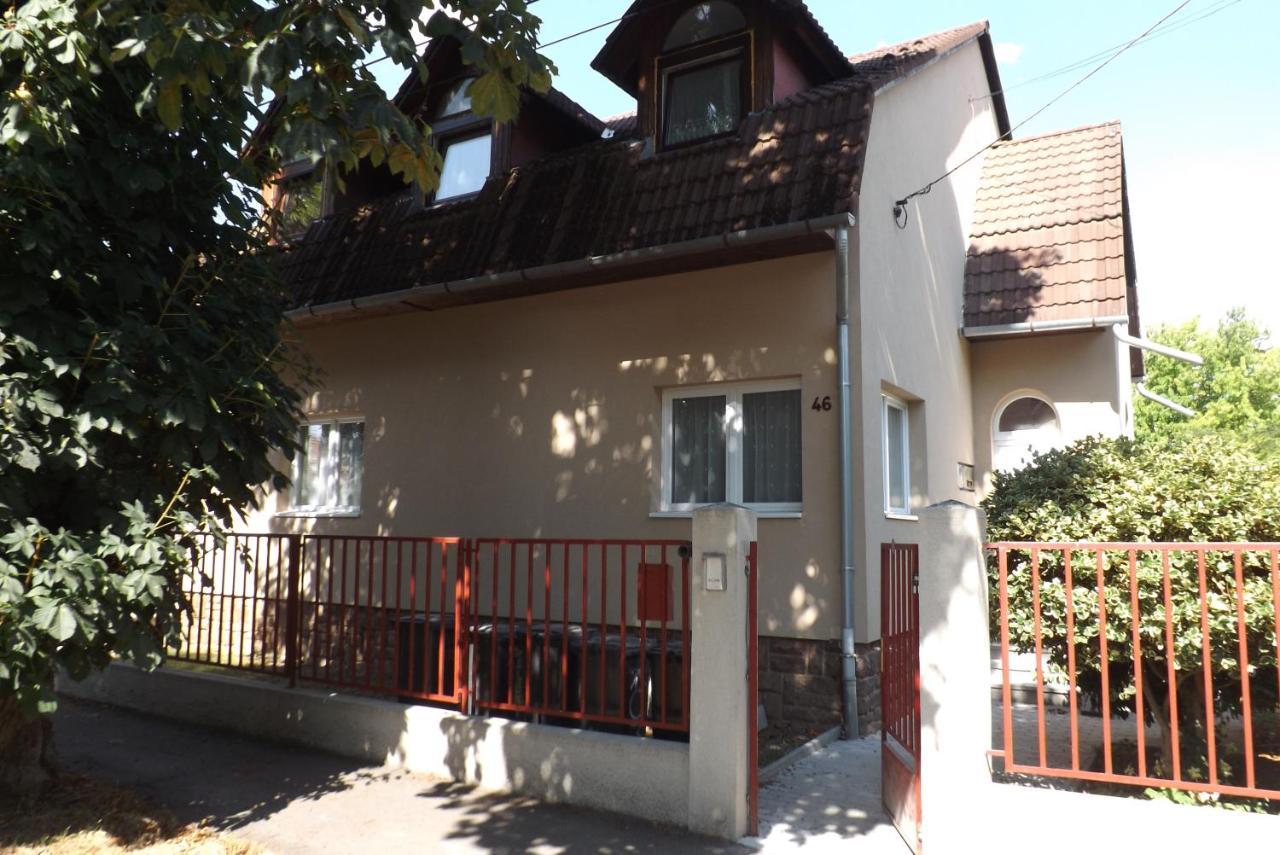 Napsugar Vendeghaz Apartment Keszthely Exterior photo